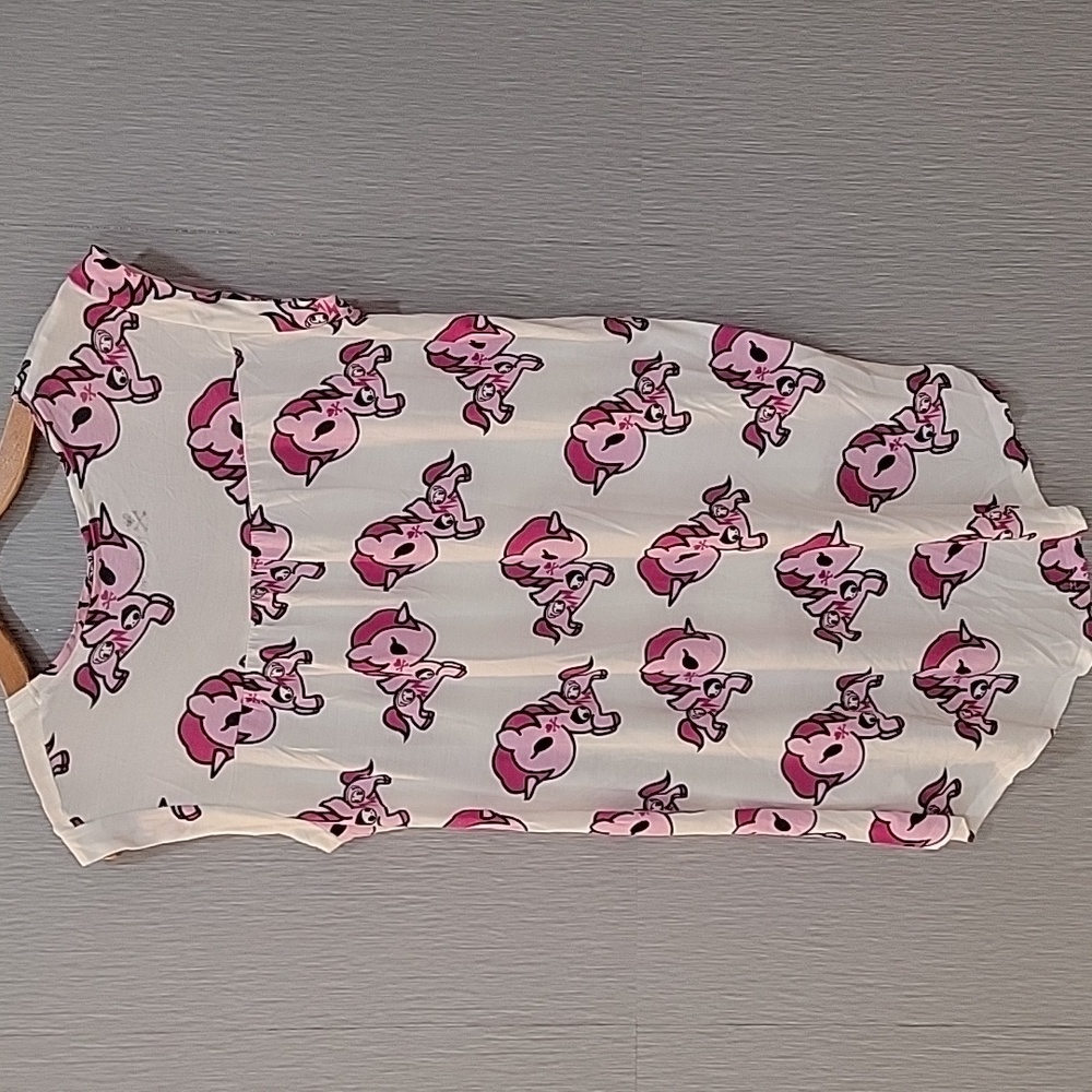 Tokidoki Unicorno High-Low Top – Pink & White Print – Women’s Size S - Picture 2 of 7